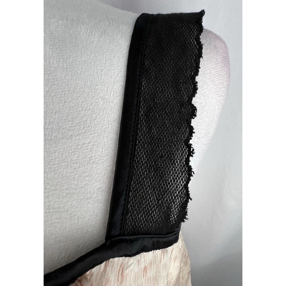 Chelsea Flower Ruffle Front Top 100% Silk Blush Pink Black Trim Size M Coquette - Picture 5 of 16